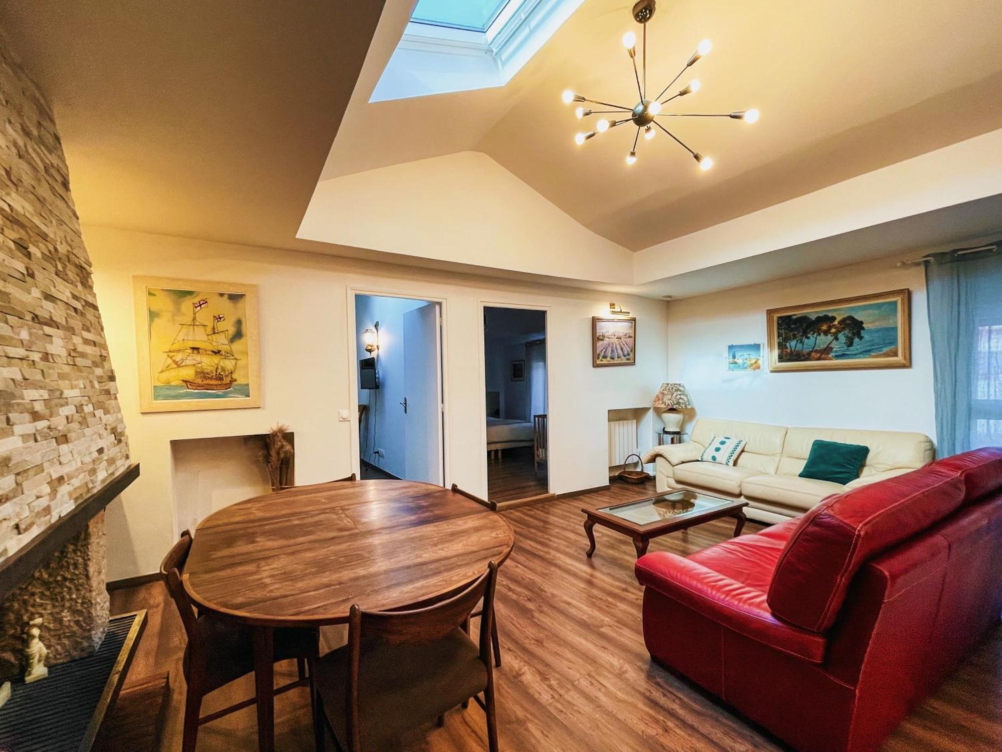 L'hirondelle Apartment